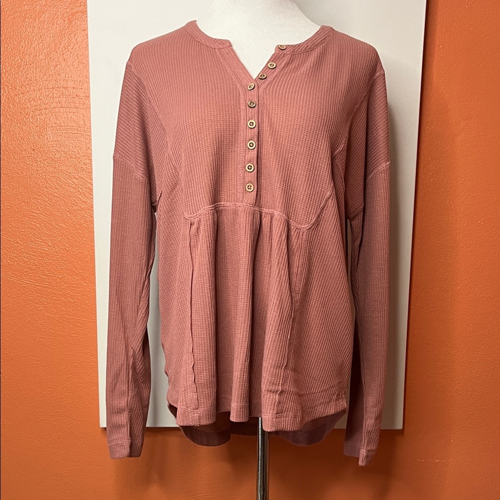 Women's Rose Thermal Button-Up Top